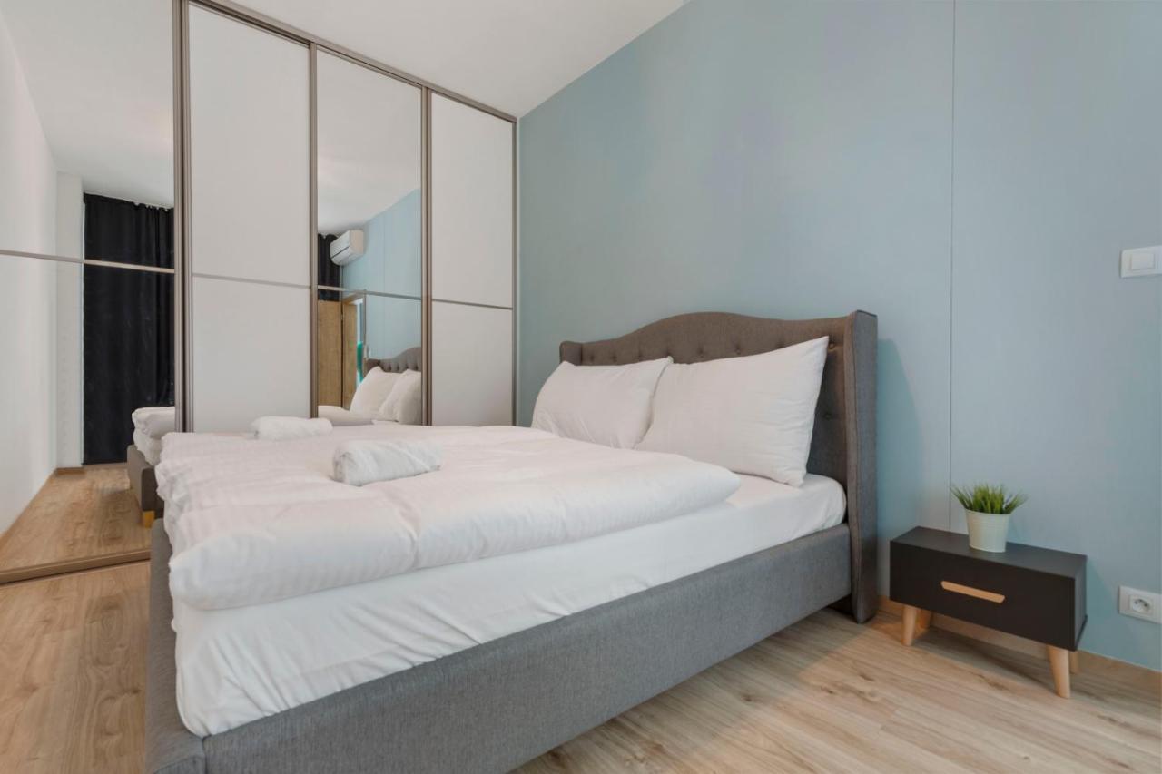 Appartamento Lam Mint - Ac - Balcony Bratislava Esterno foto