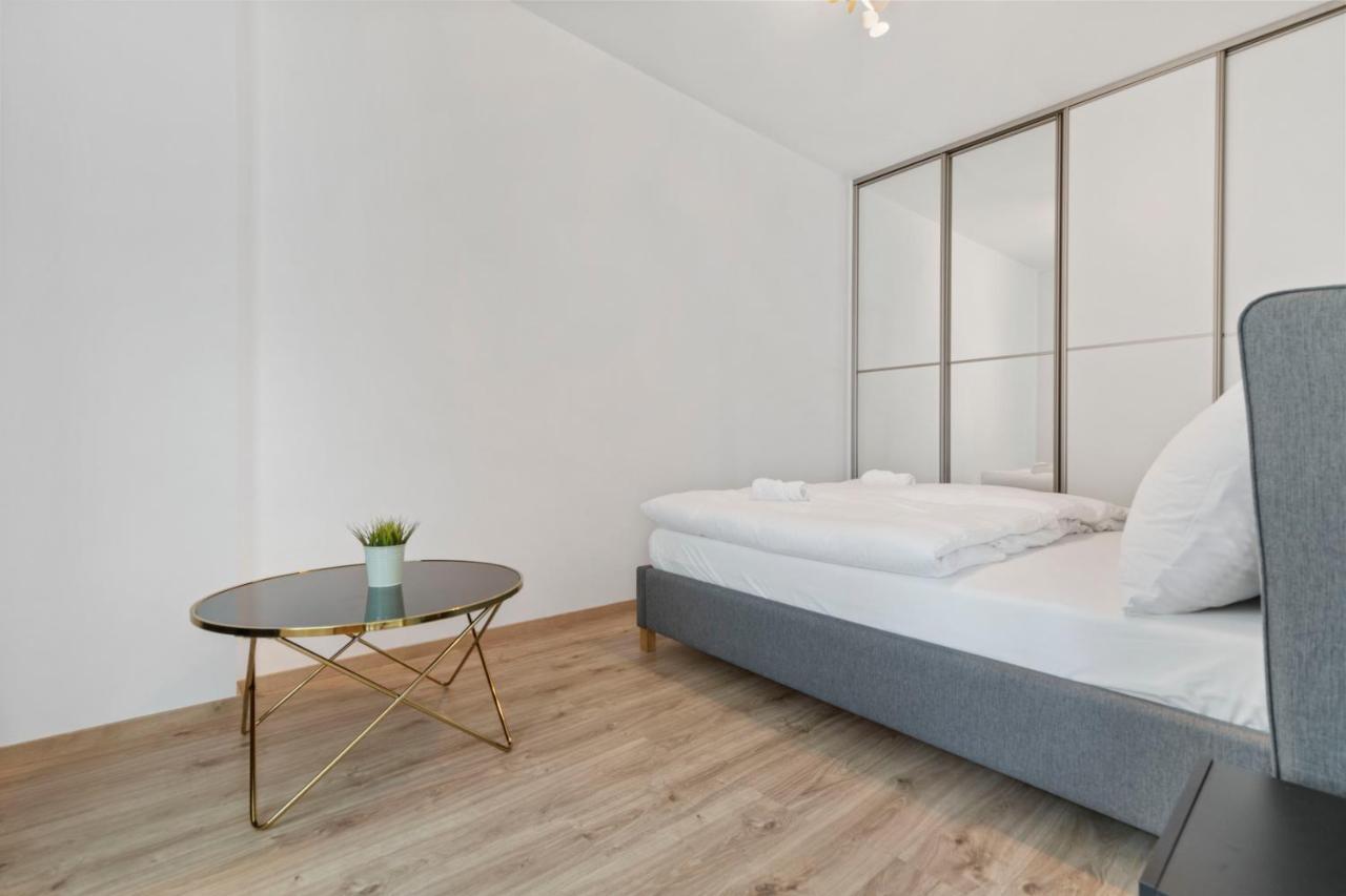 Appartamento Lam Mint - Ac - Balcony Bratislava Esterno foto